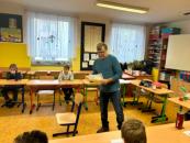 Návštěva pana hajného ve 3.A [nové okno]